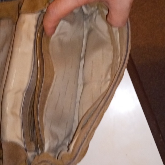 Handbag - Picture 6 of 6